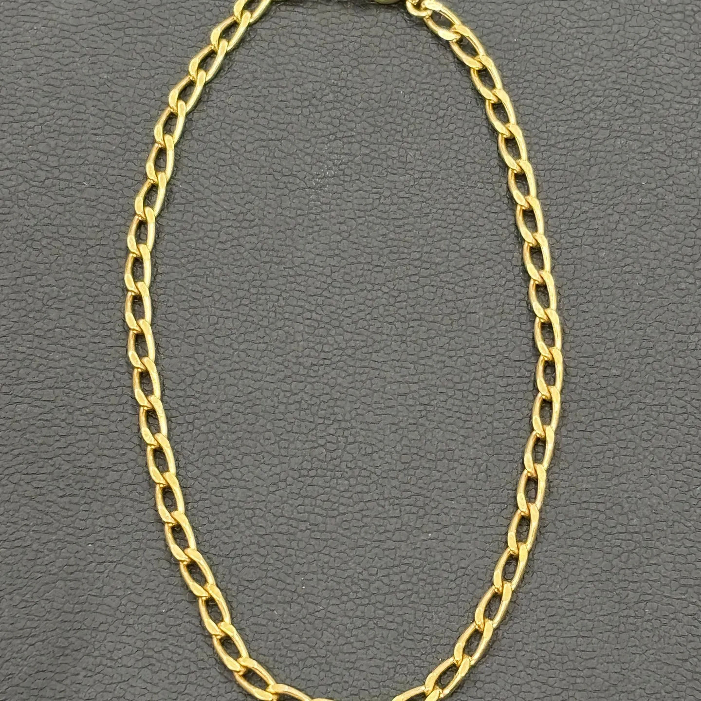 金のブレスレットをお買取りさせていただきました。