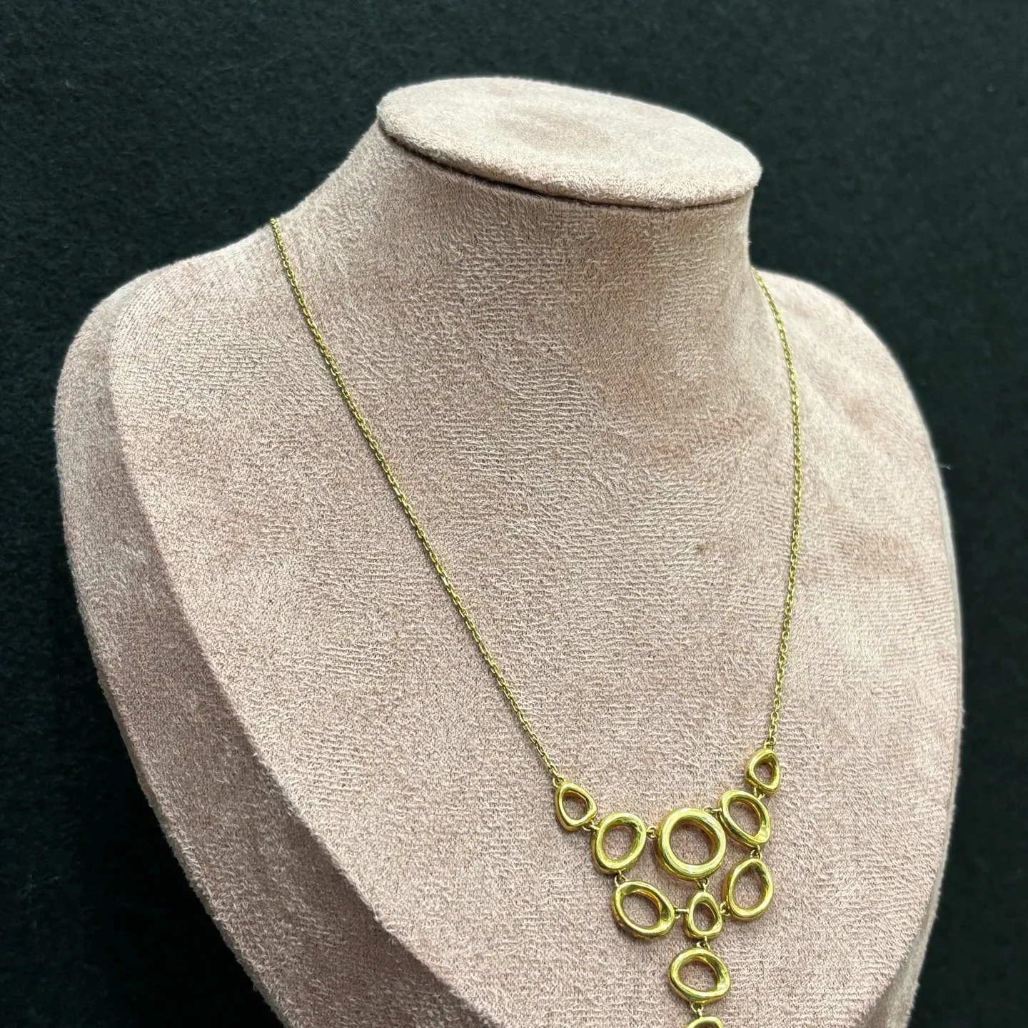 金のネックレスをお買取りさせていただきました。