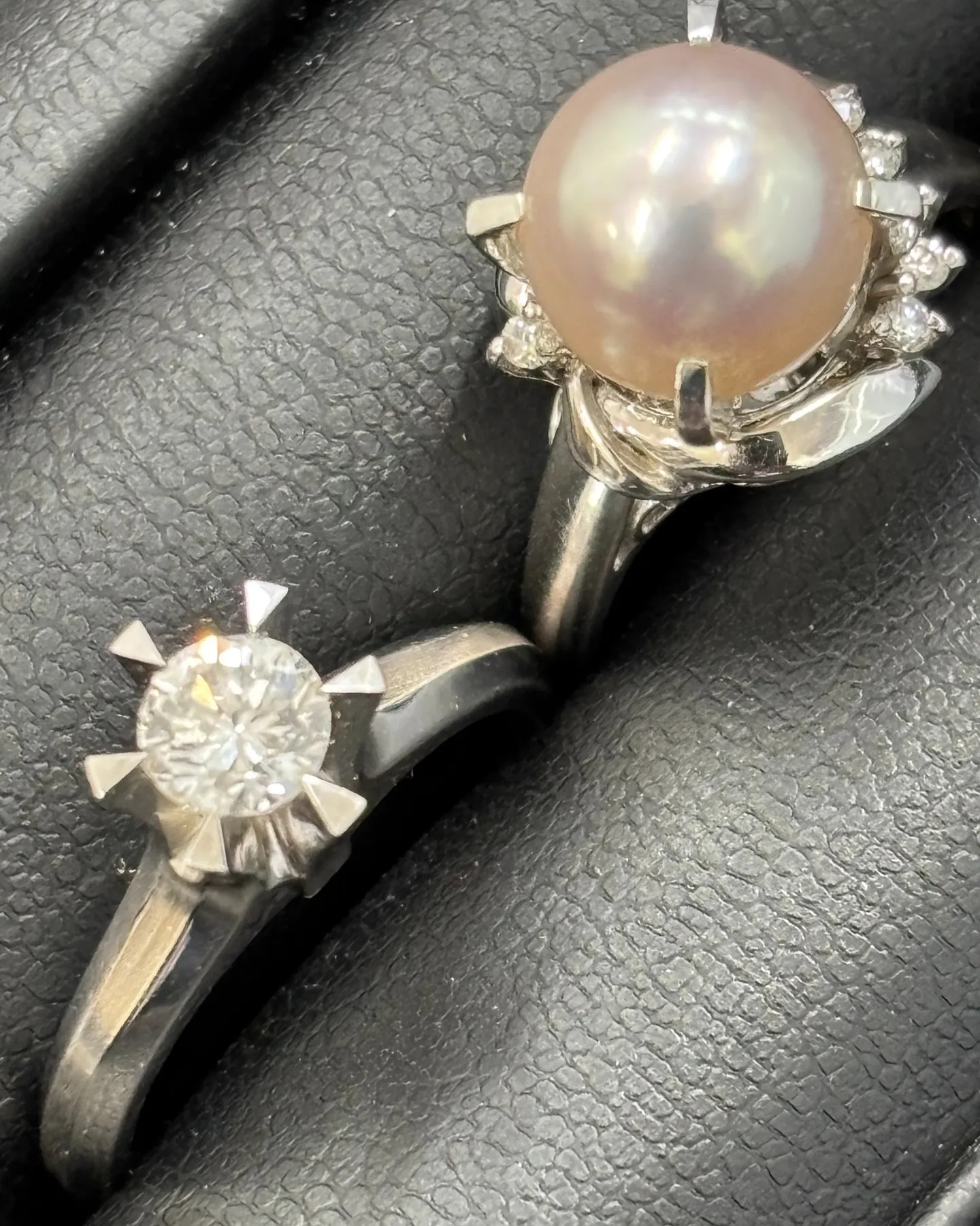 プラチナのダイヤとパールのリングをお買取りさせていただきまし...