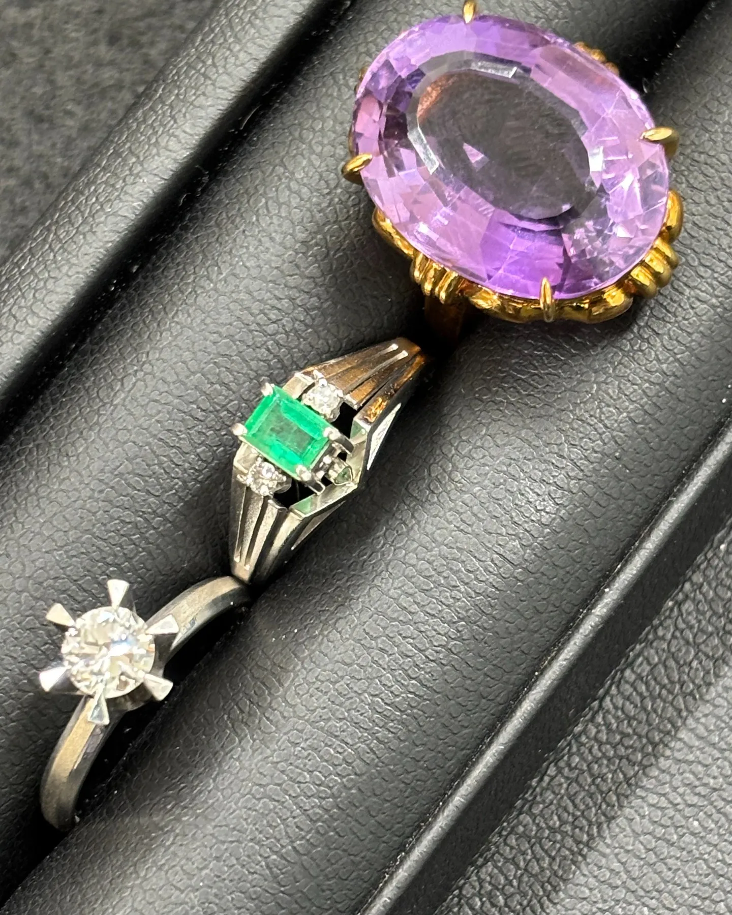 プラチナのダイヤリングや金のリングをお買取りさせていただきま...