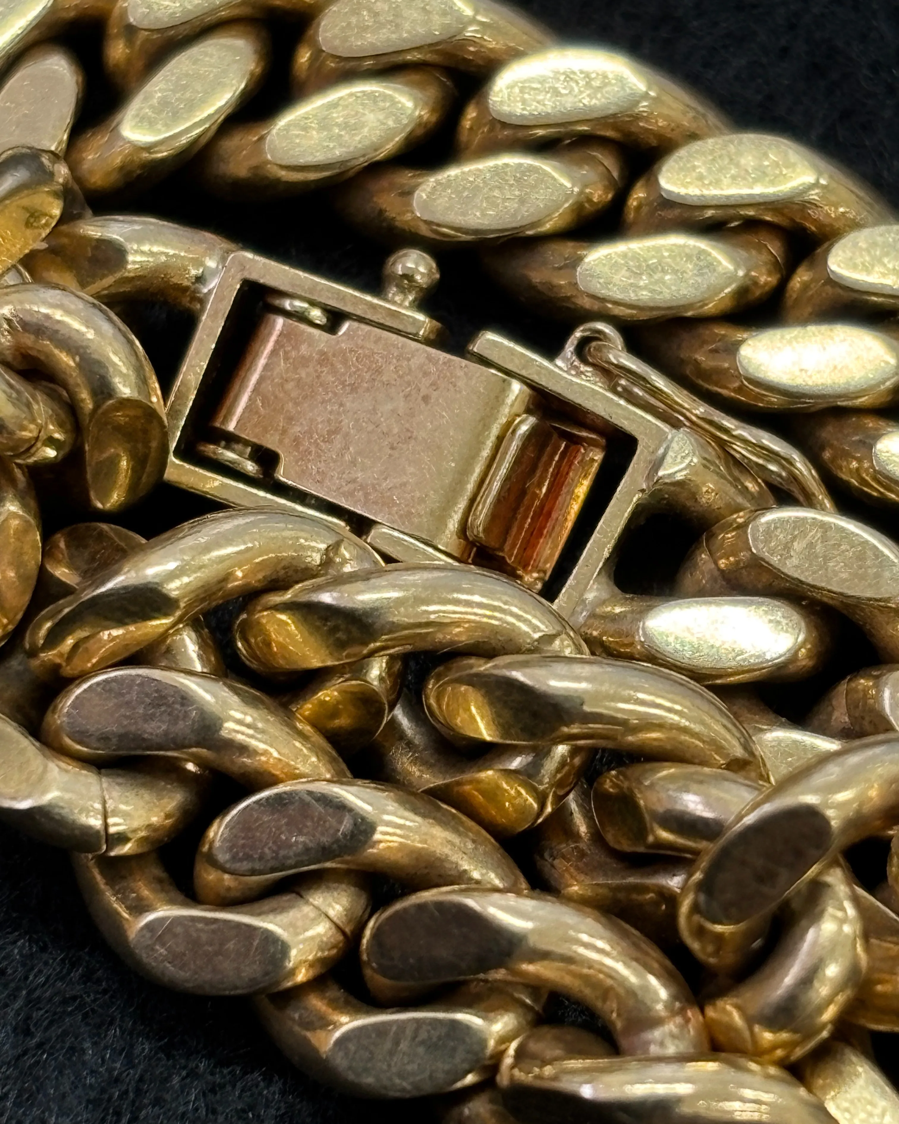 金の喜平ブレスレットをお買取りさせていただきました。