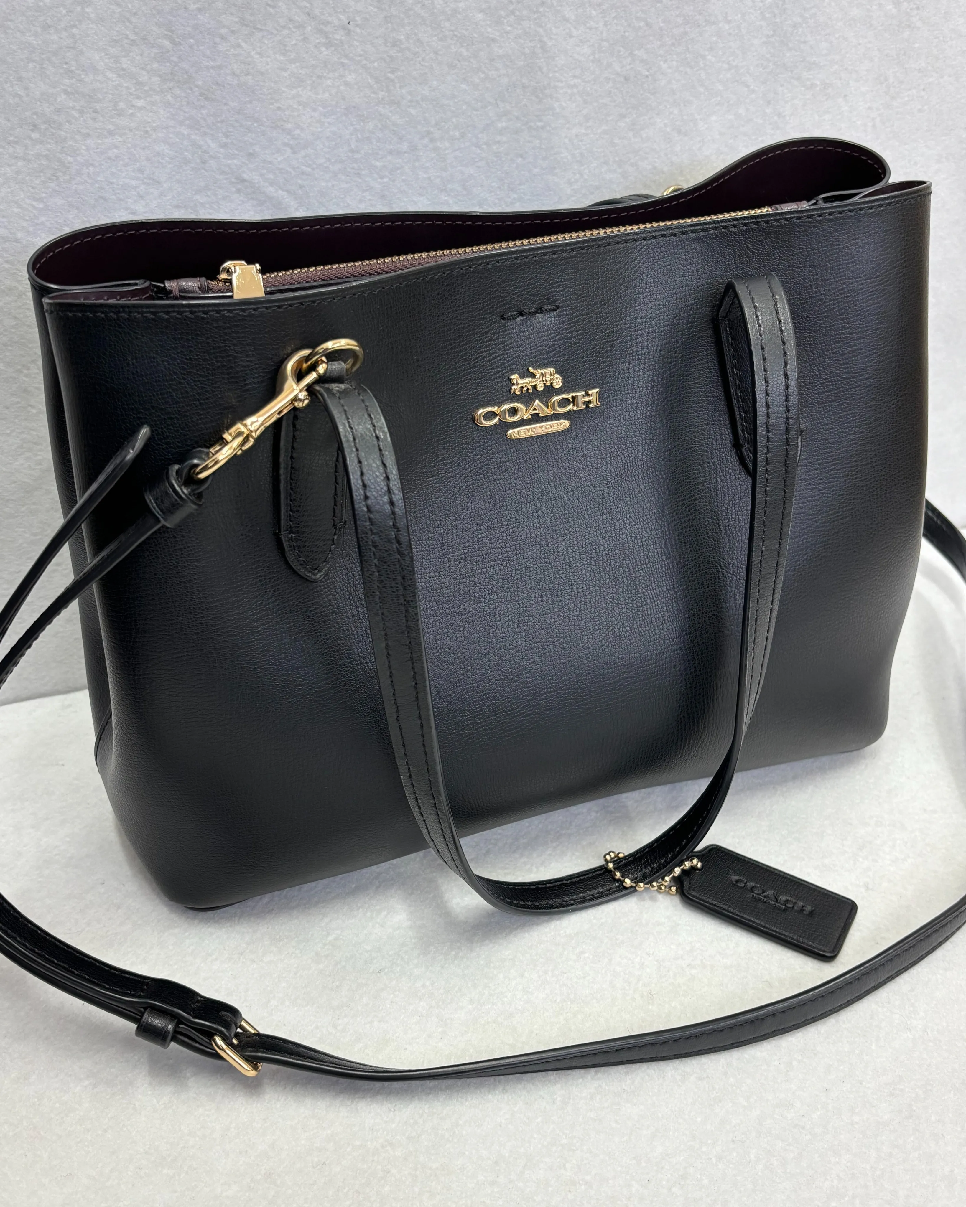 コーチの2WAYトートバッグをお買取りさせていただきました。