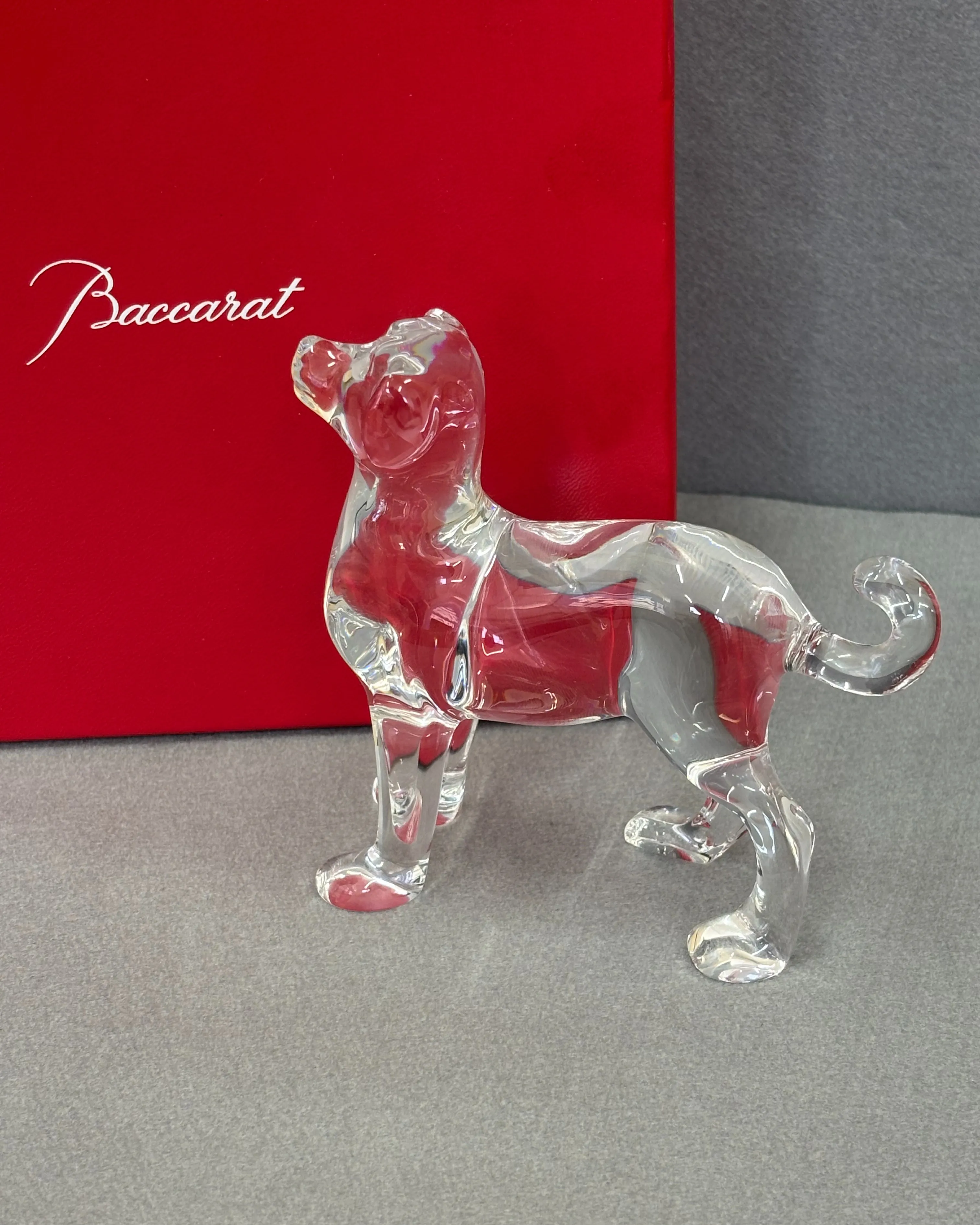 バカラのクリスタルガラス製犬フィギュリンをお買取りさせていた...