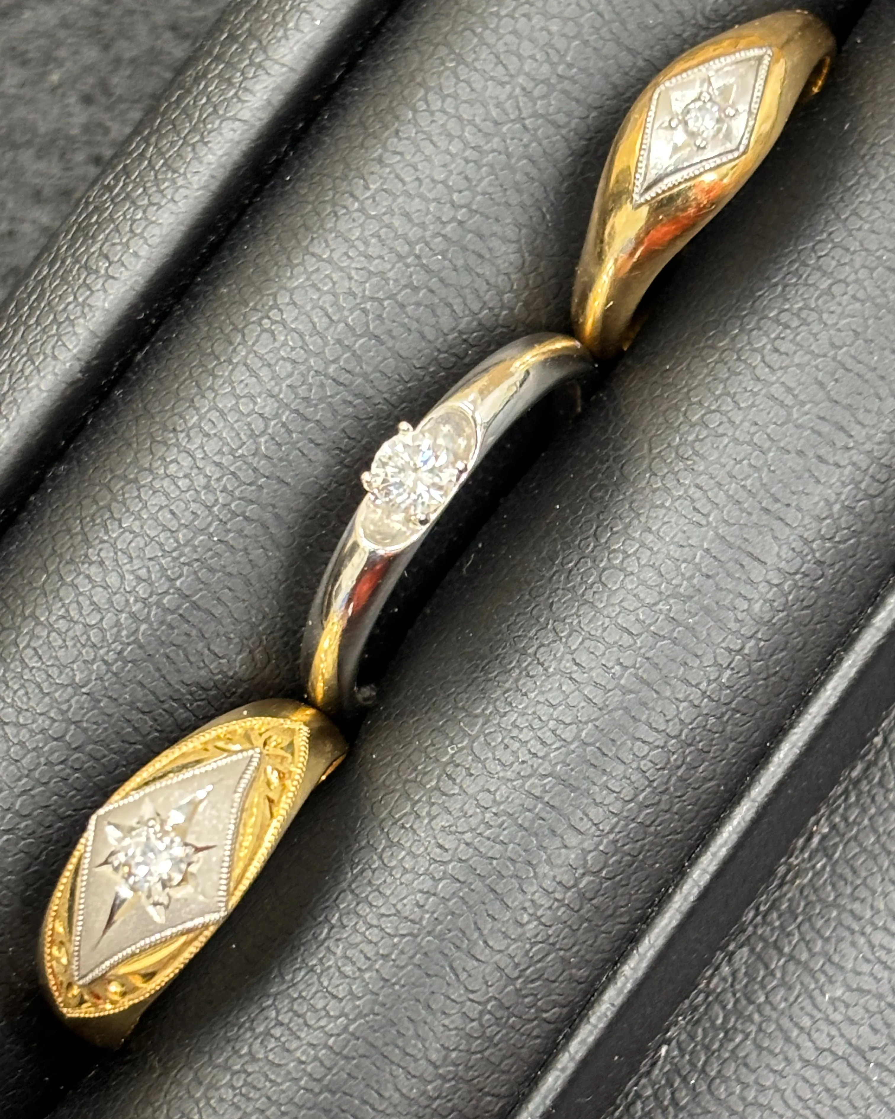 金とプラチナのダイヤ付きリングをお買取りさせていただきました...